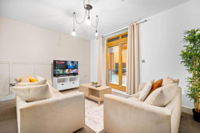 Birmingham City Centre Apartment - Balcony - WIFI & Netflix 116U